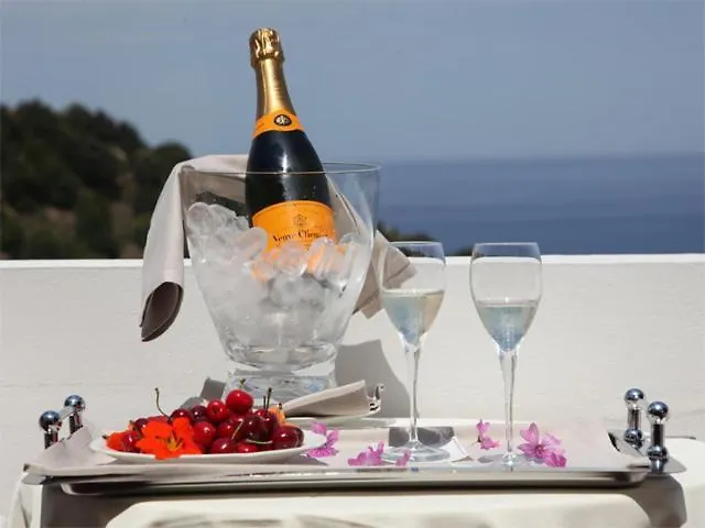 Hotel Gallo Nero SantʼAndrea