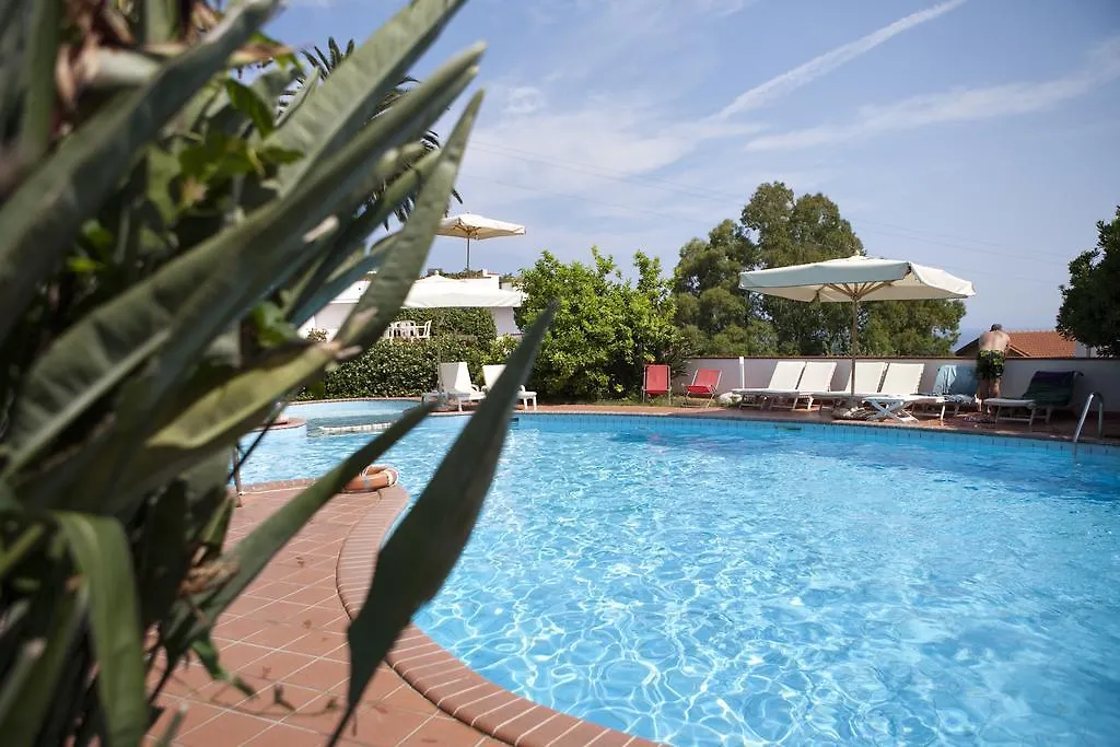 Hotel Gallo Nero SantʼAndrea